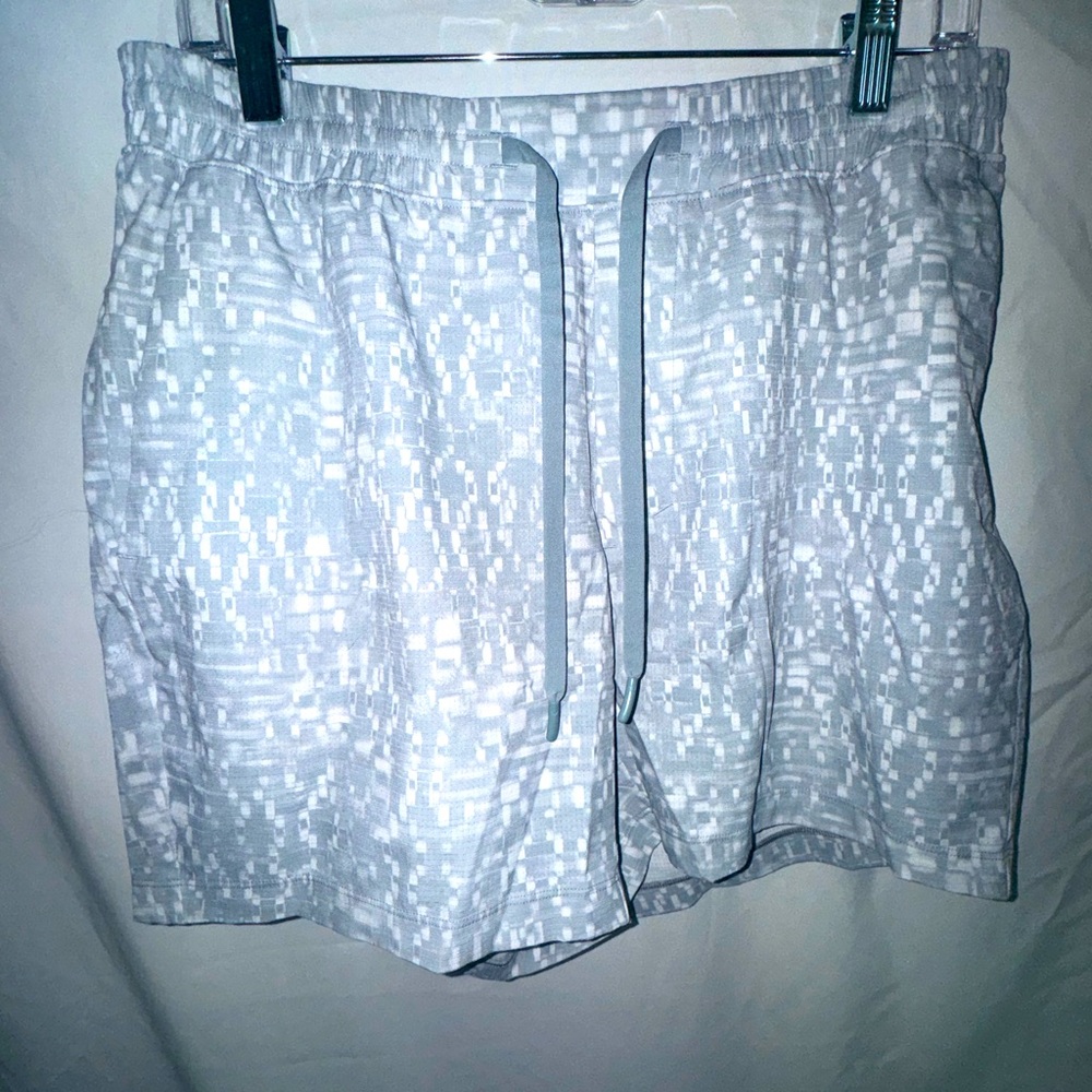 Lululemon bowline shorts 7” inseam